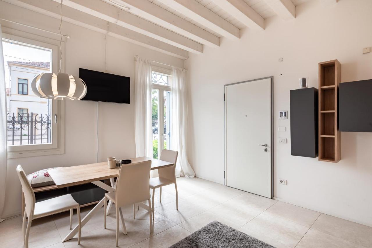 Corte Cappuccina 14 Elegant Apt Con Parcheggio! Padova Exterior photo
