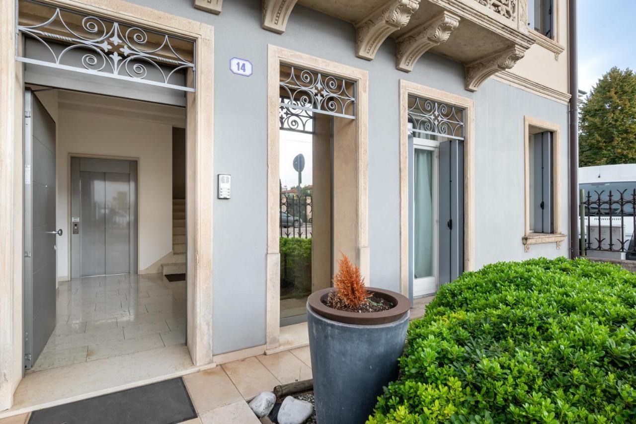 Corte Cappuccina 14 Elegant Apt Con Parcheggio! Padova Exterior photo